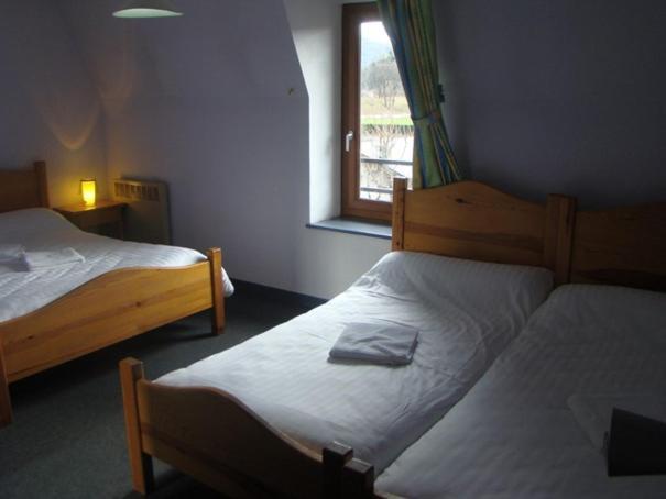 Hotel Aux Globe Trotters Murat  Exterior foto